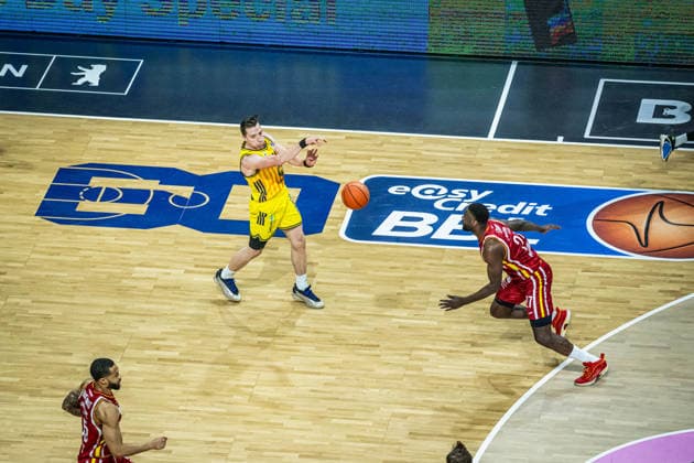 Basketball Berlin 08.03.2026 Saison 2025 2026 EasyCredit BBL 1. Bundesliga Männer, Herren Alba Berlin - Fitness First Würzburg Baskets Justin Bean (Alba Berlin, No.34)