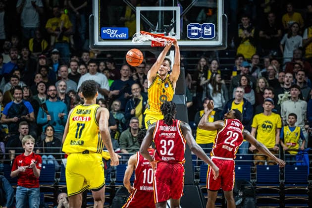 Basketball Berlin 08.03.2026 Saison 2025 2026 EasyCredit BBL 1. Bundesliga Männer, Herren Alba Berlin - Fitness First Würzburg Baskets Malte Delow (Alba Berlin, No.06)