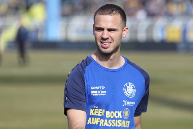 Fußball Regionalliga Nordost: 1. FC Lok Leipzig - FC Carl Zeiss Jena; 08.03.2026 Farid Abderrahmane (8, Lok Leipzig). Fußball, Regionalliga Nordost, Saison 2025 2026, 25. Spieltag: 1. FC Lok Leipzig vs. FC Carl Zeiss Jena am 08.03.2026 im Bruno-Plache-Stadion, Leipzig. Copyright: xBEAUTIFULxSPORTS JanxKaeferx