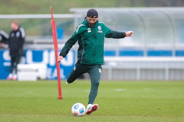 11.03.2026; Fussball; Training des FC Schalke 04. Trainer Miron Muslic (FC Schalke 04). Gelsenkirchen Trainingsgelände FC Schalke 04 NRW Deutschland xRHR-FOTO YYx Copyright: RHR-FOTOx RHR-FOTO YY
