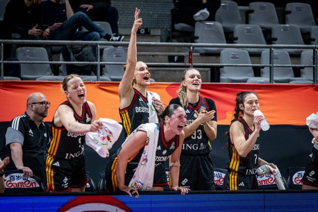 Basketball Villeurbanne 12.03.2026 Wommen™s Basketball World Cup 2026 Qualifying Tournament Philippinen (PHI) - Deutschland (GER) Jubel Deutschland