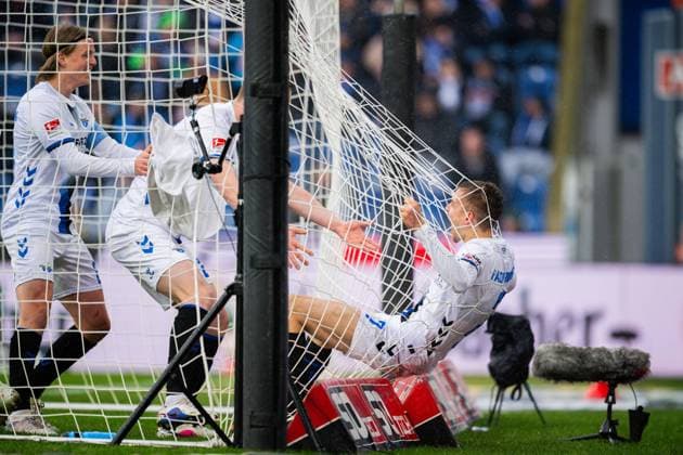 14.03.2026 - Fußball, 2025 2026, 2. Bundesliga, 26. Spieltag, DSC Arminia Bielefeld - SC Paderborn 07: Filip Bilbija (Paderborn) jubelt nach seinem vermeintlichen Tor zum 0:1 DFL REGULATIONS PROHIBIT ANY USE OF PHOTOGRAPHS AS IMAGE SEQUENCES AND OR QUASI-VIDEO.