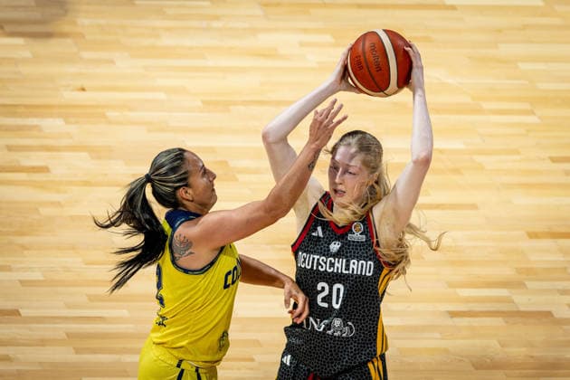 Basketball Villeurbanne 14.03.2026 Wommen™s Basketball World Cup 2026 Qualifying Tournament Kolumbien (COL) - Deutschland (GER) Frida Bühner (Deutschland, No.20)