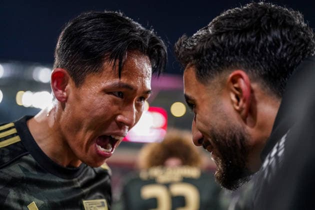 Deutschland: Fussball Bundesliga 2025 - 2026, 26. Spieltag - SC Freiburg vs 1. FC Union Berlin - Europa-Park-Stadion (Freiburg): Tor und Torjubel zum 0:1 durch Woo-yeong Jeong (1. FC Union Berlin, 11) Freude, Emotionen, Jubel Copyright: xJOERANxSTEINSIEKx
