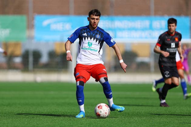 10 Bilal Yalcinkaya (Hamburger SV U21, U 21 Fußball I Herren I Regionalliga Nord I Saison 2025-2026 I 28. Spieltag I Hamburger SV U21 - FSV Schöningen I 29.03.2026 I Stadion Hoheluft