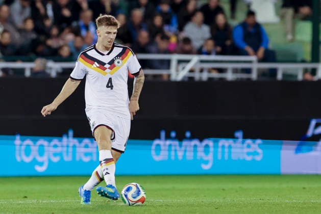 Finn Jeltsch (Germany) kontrolliert den Ball, UEFA U21, U 21 EURO 2027 Qualifier, Greece v Germany, Apostolos-Nikolaidis-Stadion am 31. March 2026 in Athens, Grichenland. (Foto von Marco Steinbrenner DeFodi Images) Finn Jeltsch (Germany) controls the ball, UEFA U21 EURO 2027 Qualifier, Greece v Germany, Apostolos-Nikolaidis-Stadium, March 31, 2026 in Athens, Greece. (Photo by Marco Steinbrenner DeFodi Images) -