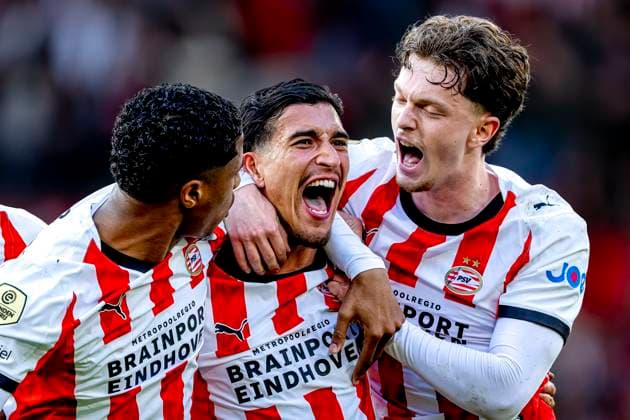 EINDHOVEN - PSV Eindhoven player Couhaib Driouech scores the 4-3 and celebrates his goal during the Dutch Vriendenloterij Eredivisie match between PSV and FC Utrecht at Philips Stadium on April 4, 2026, in Eindhoven, the Netherlands. (Photo by DeFodi Images) -