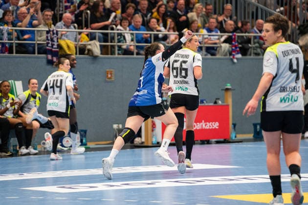 HSG Blomberg-Lippe (GER) vs. Borussia Dortmund (GER), Handball, 1. Handball Bundesliga Frauen, 22. Spieltag, 4.4.2026, Saision 2025 2026, Blomberg Diana Magnusdottir (HSG Blomberg-Lippe, 07) jubelt nach einem Tor Blomberg Sporthalle an der Ulmenallee Deutschland