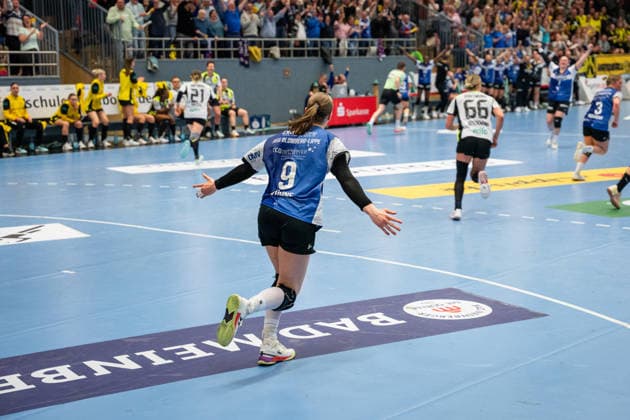 HSG Blomberg-Lippe (GER) vs. Borussia Dortmund (GER), Handball, 1. Handball Bundesliga Frauen, 22. Spieltag, 4.4.2026, Saision 2025 2026, Blomberg Nieke Kuehne (HSG Blomberg-Lippe, 09) jubelt nach einem Tor Blomberg Sporthalle an der Ulmenallee Deutschland