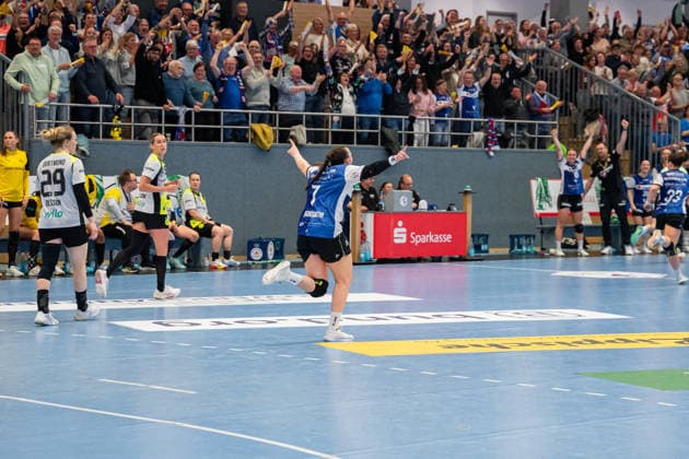 HSG Blomberg-Lippe (GER) vs. Borussia Dortmund (GER), Handball, 1. Handball Bundesliga Frauen, 22. Spieltag, 4.4.2026, Saision 2025 2026, Blomberg Diana Magnusdottir (HSG Blomberg-Lippe, 07) jubelt nach einem Tor Blomberg Sporthalle an der Ulmenallee Deutschland