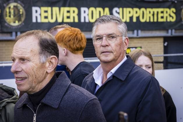 KERKRADE , 06-04-2026 , Parkstad Limburg stadium , season 2025 2026 , Dutch Keuken Kampioen Divisie football , match between Roda JC Kerkrade and Willem II , picture shows old teammembers visit Roda JC , Martin van Geel Roda JC - Willem II  x202877685x Copyright: