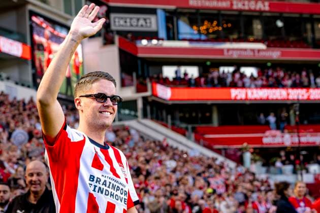 EINDHOVEN - Celebration of Eredivisie champion PSV Eindhoven at the Stadhuisplein. PSV Eindhoven player Joey Veerman. (Photo by Caroline van Leusden EYE4IMAGES DeFodi Images) -