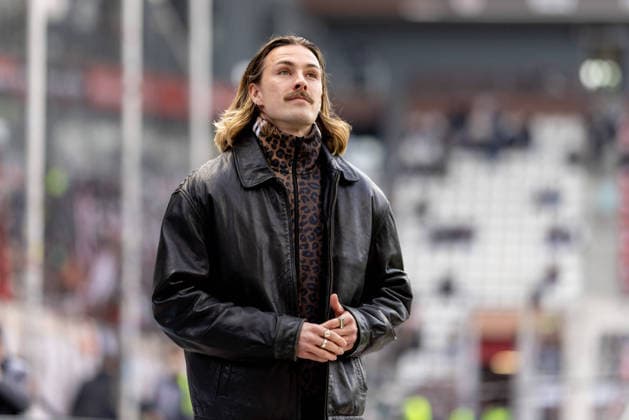 Hamburg, 11. April 2026 - Fußball, 1. Bundesliga 2025 26, FC St. Pauli - FC Bayern München: Jackson Irvine (FC St. Pauli, 7) DFL REGULATIONS PROHIBIT ANY USE OF PHOTOGRAPHS AS IMAGE SEQUENCES AND OR QUASI-VIDEO.