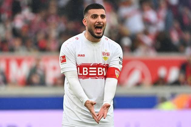 Deniz UNDAV (VFB Stuttgart), Gestik,gibt Anweisungen, Aktion,Einzelbild,angeschnittenes Einzelmotiv,Halbfigur,halbe Figur. Fussball 1. Bundesliga Saison 2025 2026, 29.Spieltag, Spieltag29 VfB Stuttgart - Hamburger SV am 12.04.2026 MHP ARENA.
