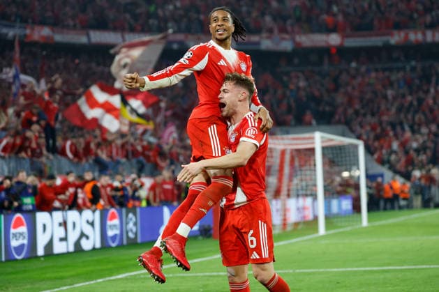 15.04.2026, xjrdrx, Fussball UEFA Champions League, FC Bayern Muenchen - Real Madrid v.l. Torjubel nach dem Tor zum celebrating the goal celebrate 4:3 durch Michael Olise (FC Bayern Muenchen) mit Joshua Kimmich (FC Bayern Muenchen) (DFL DFB REGULATIONS PROHIBIT ANY USE OF PHOTOGRAPHS as IMAGE SEQUENCES and or QUASI-VIDEO) Muenchen