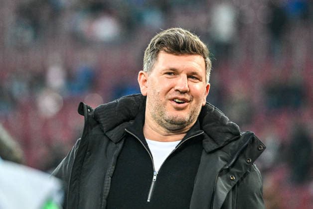 GER, 1. FBL, FC Augsburg vs TSG 1899 Hoffenheim 10.04.2026, WWK-Arena, Augsburg, GER, 1. FBL, FC Augsburg vs TSG 1899 Hoffenheim, im Bild Andreas Schicker (Hoffenheim)