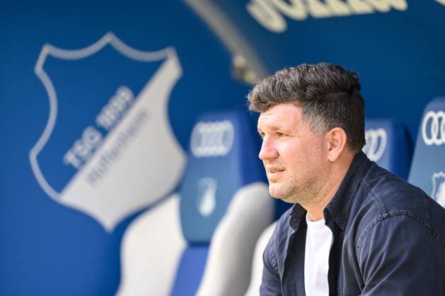 Geschäftsführer Andreas Schicker Schaut waehrend des spiels der Bundesliga zwischen TSG Hoffenheim und Borussia Dortmund, PreZero Arena am 18. April 2026 in Sinsheim, Deutschland. (Foto von Harry Langer DeFodi Images) +++ Geschäftsführer Sport Andreas Schicker Looks on during the Bundesliga match between TSG Hoffenheim and Borussia Dortmund at PreZero Arena on April 18, 2026 in Sinsheim, Germany. (Photo by Harry Langer DeFodi Images) DFL regulations prohibit any use of photographs as image sequences and or quasi-video. (Photo by Harry Langer DeFodi Images) DFL regulations prohibit any use of photographs as image sequences and or quasi-video. -
