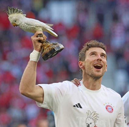 8 Leon Goretzka (FCB) mit Kakadu, Meistefeier nach Spiel Fussball 1. BL FC Bayern München - VfB Stuttgart 19.04.2026 Allianz Arena FOTO: Mladen Lackovic LakoPress