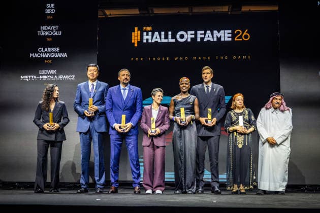 Basketball Berlin 21.04.2026 Draw FIBA Women™s Basketball Wold Cup Auslosung FIBA Weltmeisterschaften der Frauen FIBA Hall Of Fame Introduction 2026 Sue Bird Wang Zhizhi Hidayet Türkoglu Celine Dumerc Clarisse Machanguana Dirk Nowitzki Wilma Demierre, Enkelin von Ismenia Pauchard Sheikh Saud Ali Al Thani, FIBA International Basketball Federation President