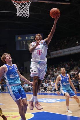 Jalen Finch Telekom Baskets Bonn vs. Frankfurt Skyxliners 32. Speiltag - Saison 2025 26