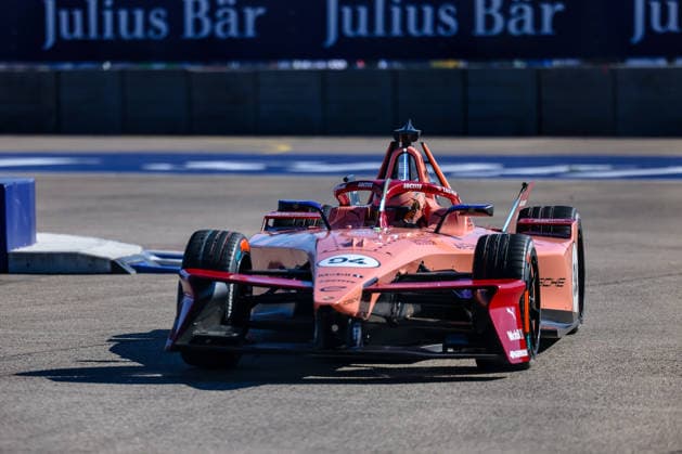 Pascal Wehrlein (Porsche Formula E Team, 94) erstes freies Training Free Practice 1, ABB FIA Formula E World Championship, WM, Weltmeisterschaft Hankook Berlin e-Prix 2026, Flughafen Berlin Tempelhof, Tempelhofer Feld, Saison 12 2025 26, Runde 7, 01.05.2026, ABB FIA Formula E World Championship, Hankook Berlin e-Prix 2026, Tempelhofer Feld, Flughafen Tempelhof, Saison 12 2025 26, Runde 7, 01.05.2026 Berlin Copyright: xEibner-Pressefoto LauraxRoemerx EP_LRR