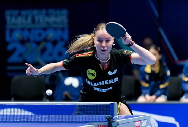 Sport Bilder des Tages Annett Kaufmann, Deutschland, SV DJK Kolbermoor, bei den Team-Weltmeisterschaften im Tischtennis in London in der OVO Arena Wembley. Annett Kaufmann, Deutschland, SV DJK Kolbermoor, U19-Weltmeisterin 2024 und Deutsche Meisterin 2025 und 2026, bei den Team-Weltmeisterschaften im Tischtennis in London (28.4.-10.5.) in der OVO Arena Wembley am 2. Mai im zweiten WM-Vorrundenspiel der Gruppe B um die Setzungspositionen für die Endrunde gegen England. London OVO Arena Wembley London England