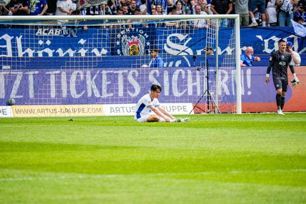 03.05.2026, xdaymx, Fussball 2.Bundesliga, Karlsruher SC - SV Darmstadt 98 Yosuke Furukawa (SV Darmstadt 98) enttäuscht nach der Niederlage in Karlsruhe (DFL DFB REGULATIONS PROHIBIT ANY USE OF PHOTOGRAPHS as IMAGE SEQUENCES and or QUASI-VIDEO) Karlsruhe