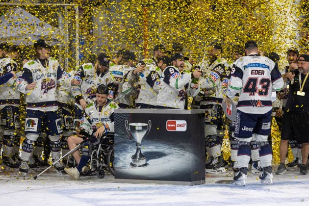DEL, Deutsche Eishockey Liga Saison 2025 26, Playoff-Finale, Spiel 5: Adler Mannheim gegen Eisbären Berlin