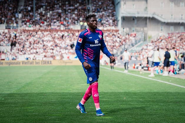 1. Bundesliga: FC St. Pauli vs. 1. FSV Mainz 05, 03.05.2026 TOR, JUBEL zum 0:2 durch Phillipp Mwene (1. FSV Mainz 05, 2), hier jubelt Danny da Costa (1. FSV Mainz 05, 21); Fußball, 1. Bundesliga, 32. Spieltag: FC St. Pauli vs. 1. FSV Mainz 05 am 03.05.2026 im Millerntor-Stadion, Hamburg DFL REGULATIONS PROHIBIT ANY USE OF PHOTOGRAPHS AS IMAGE SEQUENCES AND OR QUASI-VIDEO. Copyright: xBEAUTIFULxSPORTS Tonhäuserx