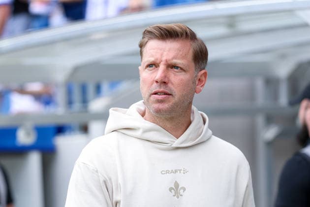 Deutschland: Karlsruher SC vs. SV Darmstadt 98, 32. Spieltag, 2. Bundesliga, Saison 2025 26, BBBank Wildpark (Karlsruhe): Florian Kohfeldt, (Trainer, SV Darmstadt 98) Karlsruhe BBBank Wildpark Baden-Württemberg Deutschland Copyright: xBenedictxChristx