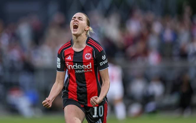 GER, Frankfurt, Eintracht Frankfurt vs FC Nürnberg, Google Pixel Bundesliga, Fussball, DFB, Spielzeit 2025 2026, Stadion am Brentanobad, 24. Spieltag im Bild: Laura Freigang (Eintracht Frankfurt Frauen 10), 3:1, Tor, Jubel und Freude, Emotionen DFB DFL REGULATIONS PROHIBIT ANY USE OF PHOTOGRAPHS AS IMAGE SEQUENCES AND OR QUASI-VIDEO, 04.05.2026 Copyright: HMBxMedia HendrikxHamelau