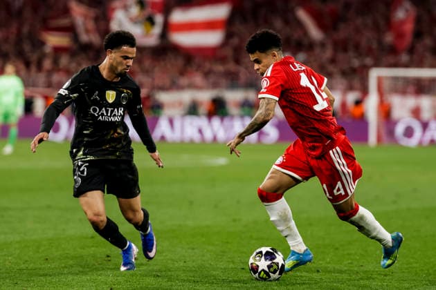 MUNICH, GERMANY - MAY 6: Luis Diaz (FC Bayern Muenchen, 14) challenged by Warren Zaire-Emery (FC Paris Saint-Germain, 33) during the UEFA Champions League Semi-Final between FC Bayern Muenchen vs Paris Saint-Germain at Allianz Arena at Semi-Finals 2nd leg of the UEFA Champions League on May 6, 2026 in Munich, Germany. Bavaria Germany Copyright: xSteffiexWunderlx