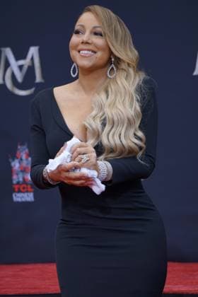 November 1, 2017 - Los Angeles, CA, USA - LOS ANGELES - NOV 1: Mariah Carey at the Mariah Carey Hand and Footprint Ceremony at the TCL Chinese Theater IMAX on November 1, 2017 in Los Angeles, CA Copyright: xKathyxHutchinsx