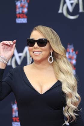 November 1, 2017 - Los Angeles, CA, USA - LOS ANGELES - NOV 1: Mariah Carey at the Mariah Carey Hand and Footprint Ceremony at the TCL Chinese Theater IMAX on November 1, 2017 in Los Angeles, CA Copyright: xKathyxHutchinsx