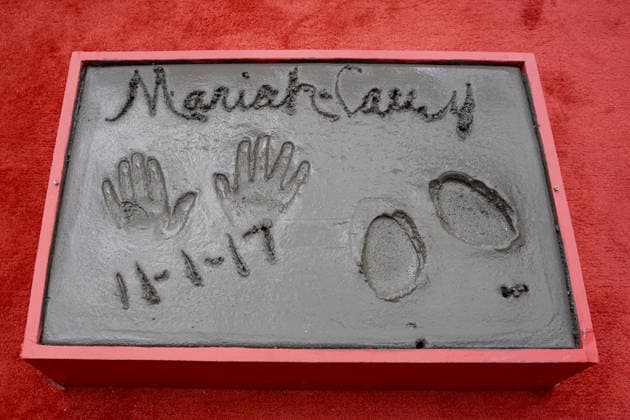 November 1, 2017 - Los Angeles, CA, USA - LOS ANGELES - NOV 1: Mariah Carey prints at the Mariah Carey Hand and Footprint Ceremony at the TCL Chinese Theater IMAX on November 1, 2017 in Los Angeles, CA Copyright: xKathyxHutchinsx