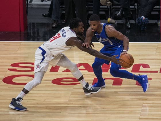 November 1, 2017 - Los Angeles, California, U.S - Patrick Beverley 21 of the Los Angeles Clippers defends against Dennis Smith Jr. 1 of the Dallas Mavericks during their NBA, Basketball Herren, USA game on Wednesday November 1, 2017 at the Staples Center in Los Angeles, California. Clippers defeat Mavericks, 119-98. Copyright: xArianaxRuizx