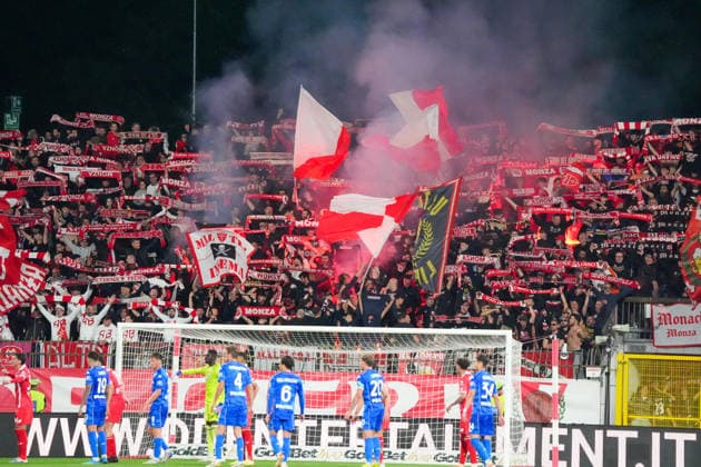 I tifosi dell AC Monza durante la partita tra Monza ed Empoli del Campionato italiano di calcio Serie BKT 2025 2026, Venerdi 8 Maggio 2026, - calcio ( Photo by Alessio Morgese LaPresse )  Copyright: xAlessioxMorgesex xLaPressex