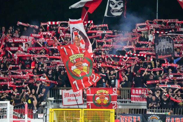 I tifosi dell AC Monza durante la partita tra Monza ed Empoli del Campionato italiano di calcio Serie BKT 2025 2026, Venerdi 8 Maggio 2026, - calcio ( Photo by Alessio Morgese LaPresse )  Copyright: xAlessioxMorgesex xLaPressex