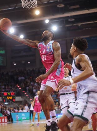 Jeff Garrett Telekom Baskets Bonn vs. VET-CONCEPT Gladiators Trier 33. Speiltag - Saison 2025 26