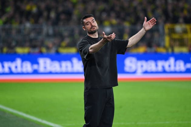 Trainer Albert Riera (Eintracht Frankfurt) 08.05.2026, Fussball 1. Bundesliga, Saison 2025 2026, 33. Spieltag, Borussia Dortmund - Eintracht Frankfurt 3:2 DFL regulations prohibit any use of photographs as image sequences and or quasi-video Dortmund Signal Iduna Park Nordrhein Westfalen Deutschland