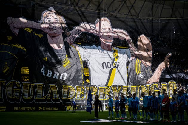 260510 AIKs tifo under fotbollsmatchen i Allsvenskan mellan AIK och Djurgarden den 10 maj 2026 i Stockholm. Copyright: MAXIMxTHORE BB260510MT013