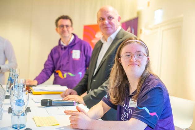 Im Homburger Schlossberghotel findet am Montag (11.5.2026) die Pressekonferenz zu den Special Olympics Nationalen Spielen im Saarland statt. Dort wird das Programm vorgestellt. Im Bild (v.l.) Innenminister Reinhold Jost, Organisator Rald Kirch und Athlethensprecherin Louise Rohrer.