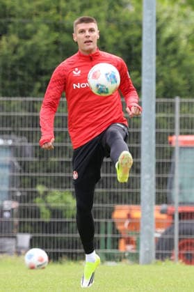 12.05.2026, xrekx, Fussball 2. Bundesliga, 1.FC Kaiserslautern - Training v.l. Erik Wekesser (1.FC Kaiserslautern) (DFL DFB REGULATIONS PROHIBIT ANY USE OF PHOTOGRAPHS as IMAGE SEQUENCES and or QUASI-VIDEO) Kaiserslautern