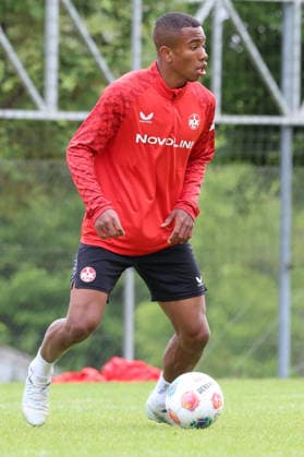 12.05.2026, xrekx, Fussball 2.Bundesliga, 1.FC Kaiserslautern - Training v.l. David Schramm (1.FC Kaiserslautern) (DFL DFB REGULATIONS PROHIBIT ANY USE OF PHOTOGRAPHS as IMAGE SEQUENCES and or QUASI-VIDEO) Kaiserslautern