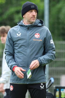 12.05.2026, xrekx, Fussball 2.Bundesliga, 1.FC Kaiserslautern - Training v.l. Torsten Lieberknecht Trainer (1.FC Kaiserslautern) (DFL DFB REGULATIONS PROHIBIT ANY USE OF PHOTOGRAPHS as IMAGE SEQUENCES and or QUASI-VIDEO) Kaiserslautern
