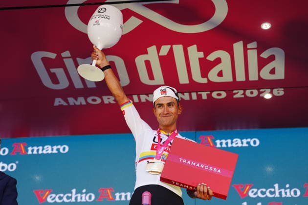 Ecuador™s Manuel Jhonatan Narvaez of UAE Team Emirates XRG winner of the stage on the podium during Stage 4 of the Giro d™Italia, from Catanzaro to Cosenza, Italy, Tuesday, May 12, 2026.  Copyright: xMassimoxPaolone LaPressex