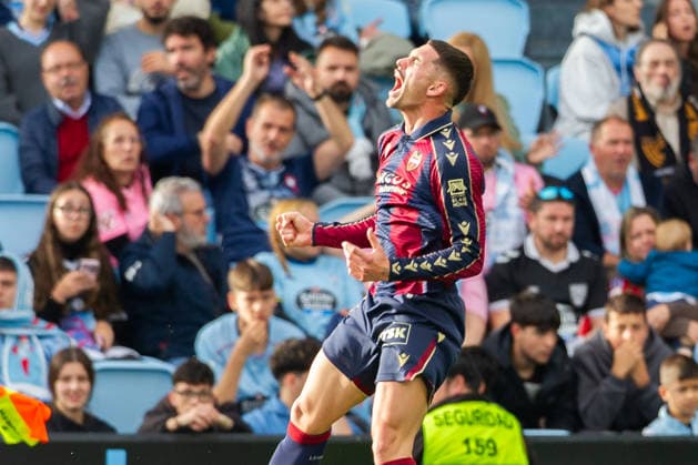 RECORD DATE NOT STATED ESP: LaLiga EA Sports Celta de Vigo v Levante UD Adrian de la Fuente scores goal to Levante during LaLiga EA Sports, between Celta Vigo v Levante UD played at Abanca Balaidos stadium in Vigo, Pontevedra on May 12th, 2026 in Spain; Spain Futbol Copyright: xAgenciaxLOFx