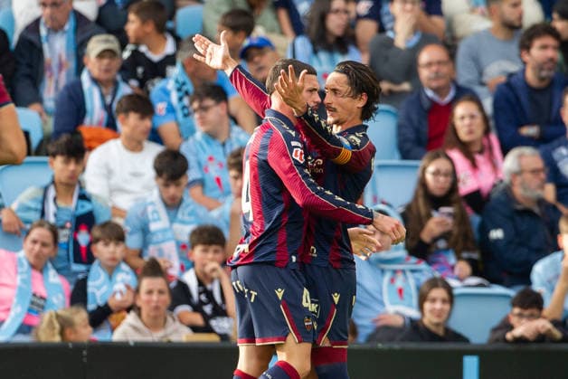 RECORD DATE NOT STATED ESP: LaLiga EA Sports Celta de Vigo v Levante UD Adrian de la Fuente scores goal to Levante during LaLiga EA Sports, between Celta Vigo v Levante UD played at Abanca Balaidos stadium in Vigo, Pontevedra on May 12th, 2026 in Spain; Spain Futbol Copyright: xAgenciaxLOFx
