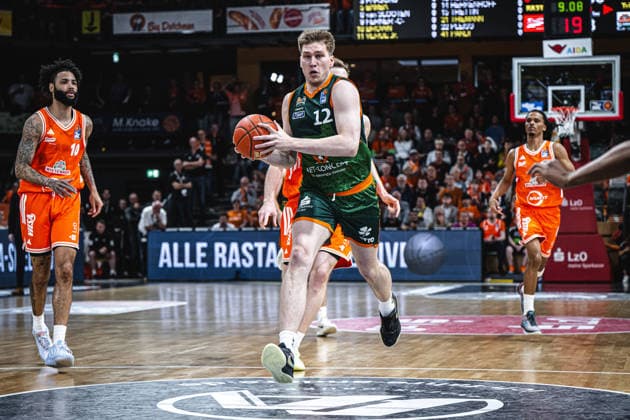 1. Basketball Bundesliga, easyCredit BBL, Saison 2025 2026, Herren, Play-Ins, Spiel um Platz 7, 12.05.2026, RASTA Vechta - Gladiators Trier Marten Linssen ( 12 - VET-CONCEPT Gladiators Trier) in Aktion Vechta RASTA Dome Niedersachsen Deutschland