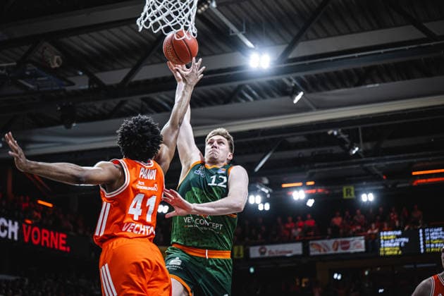 1. Basketball Bundesliga, easyCredit BBL, Saison 2025 2026, Herren, Play-Ins, Spiel um Platz 7, 12.05.2026, RASTA Vechta - Gladiators Trier Marten Linssen ( 12 - VET-CONCEPT Gladiators Trier) beim Dunk Vechta RASTA Dome Niedersachsen Deutschland